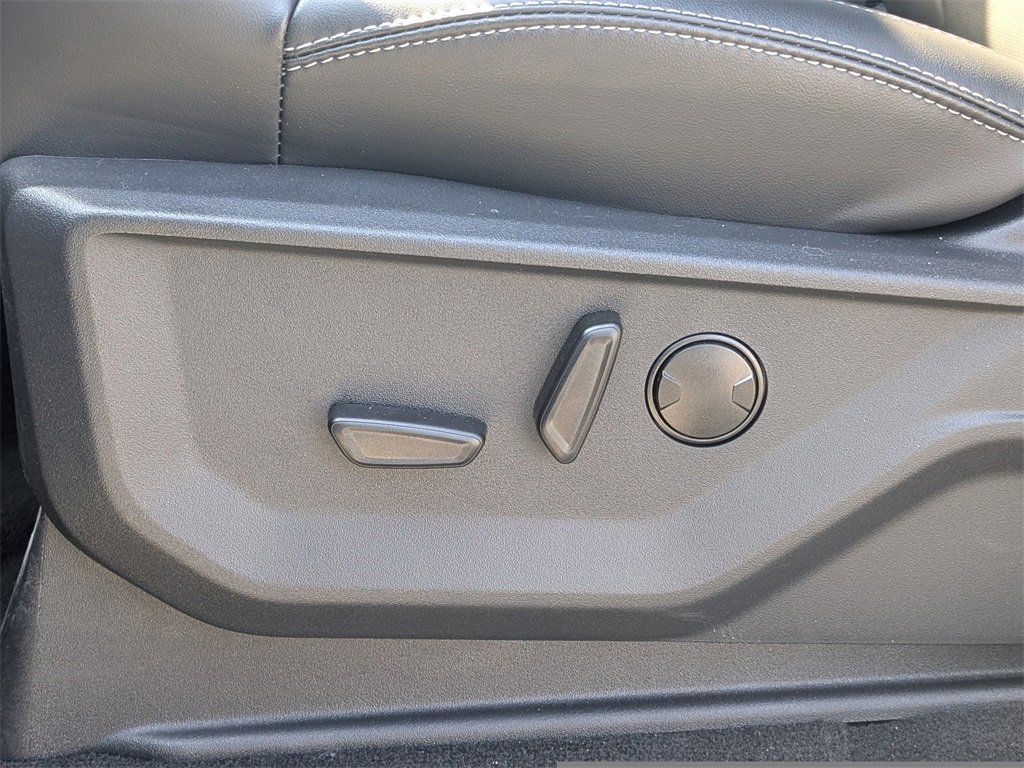 New 2025 Ford Expedition Platinum w/ Stealth Performance Package image 22