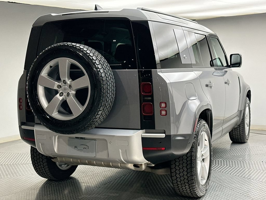Used 2024 Land Rover Defender 110 S AWD/4WD image 13