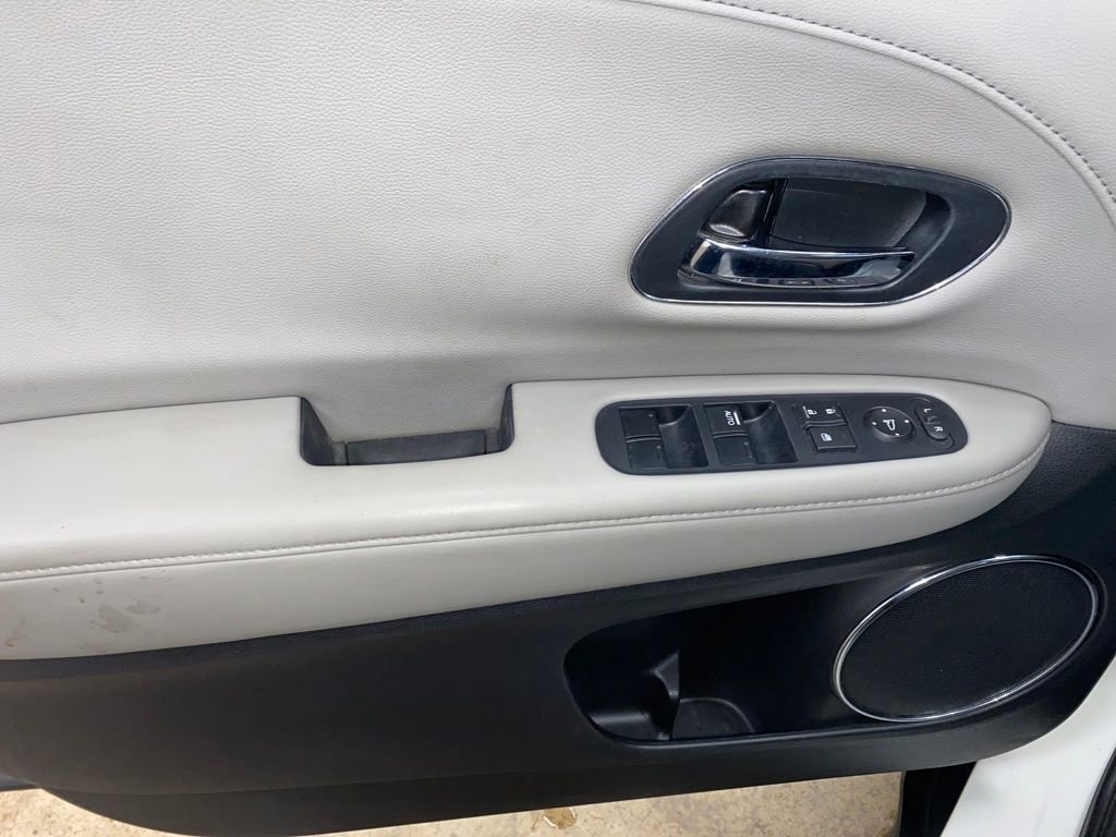 Used 2017 Honda HR-V EX-L image 27