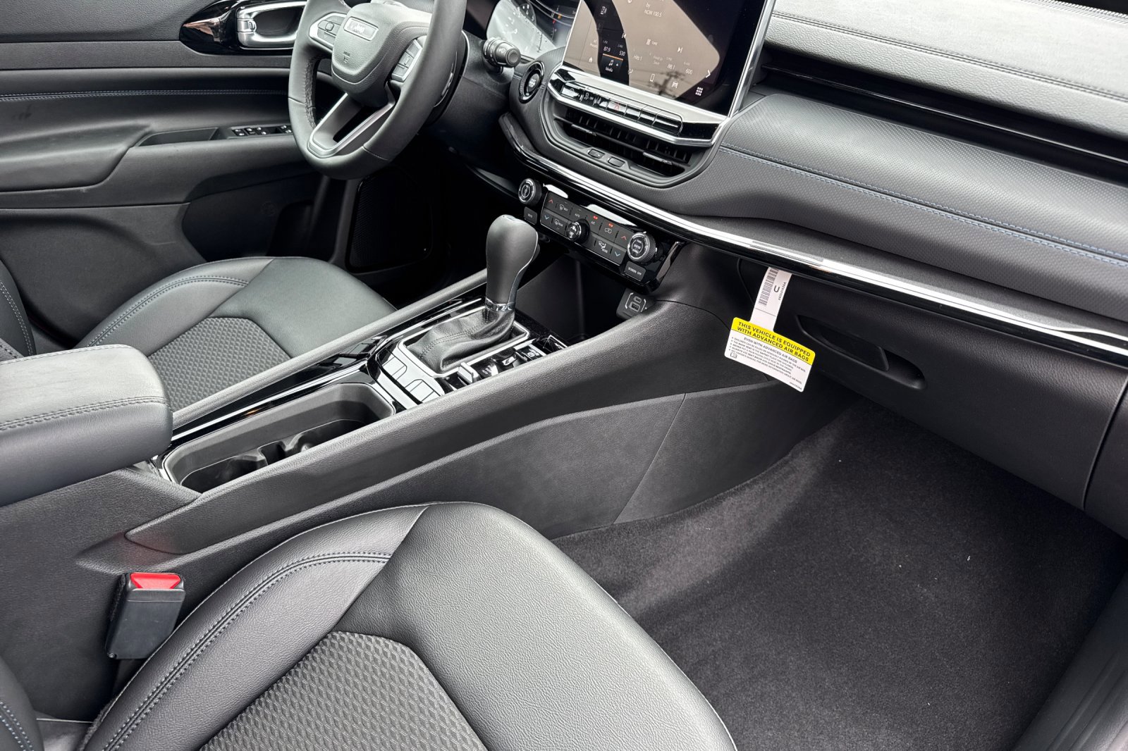 New 2026 Jeep Compass Latitude image 15