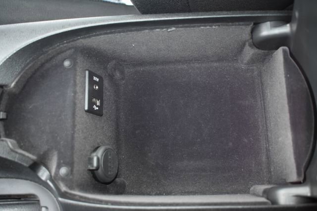 Used 2016 Nissan 370Z Roadster image 29