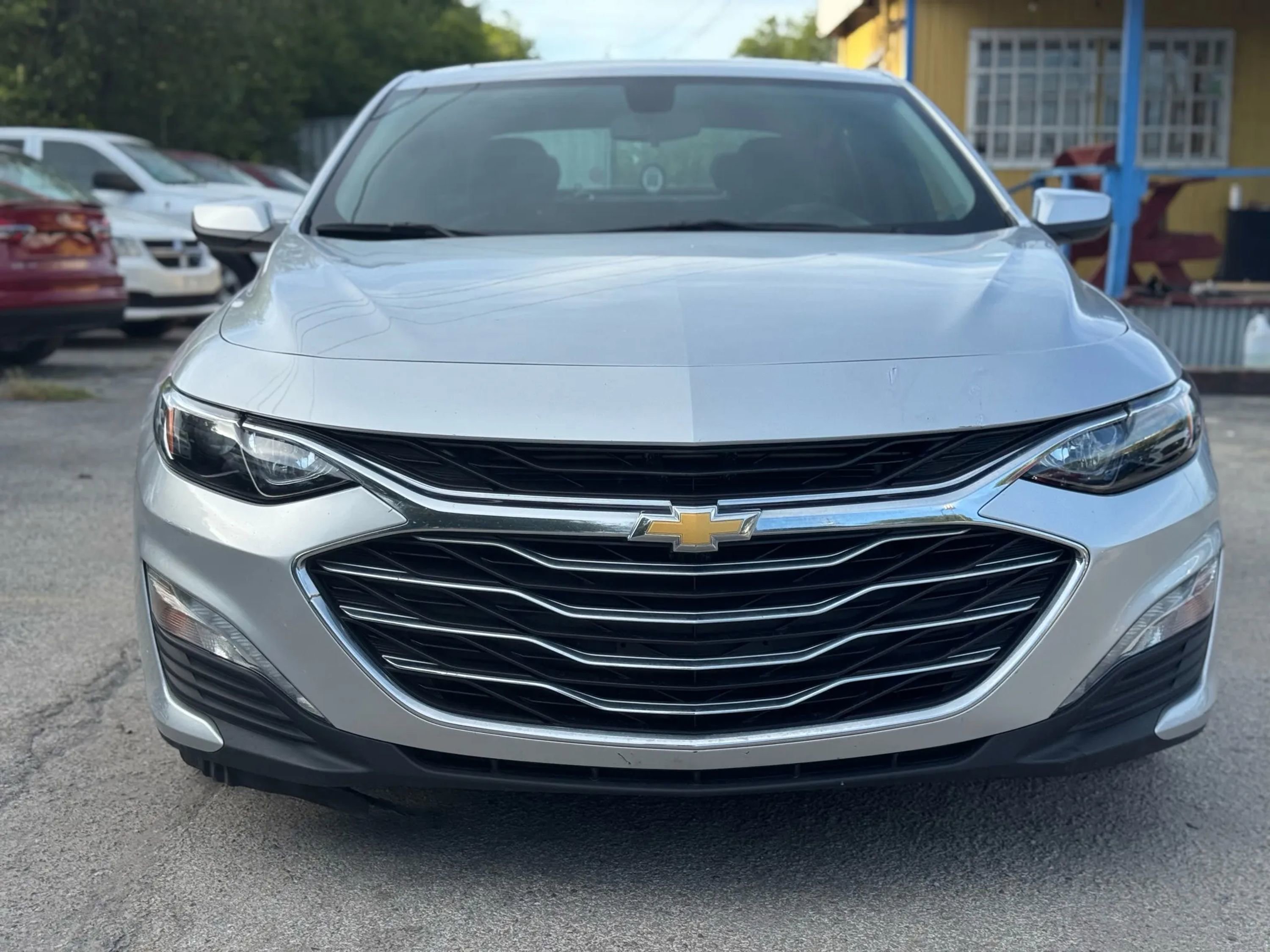 Used 2021 Chevrolet Malibu LT image 2