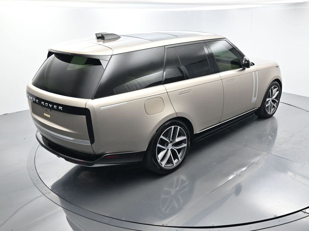 Used 2025 Land Rover Range Rover Autobiography image 37