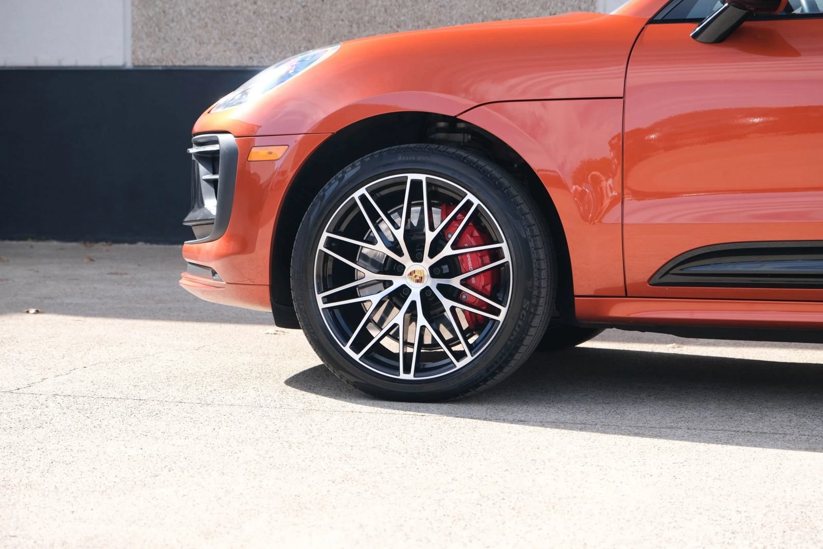 Used 2022 Porsche Macan GTS AWD/4WD image 5
