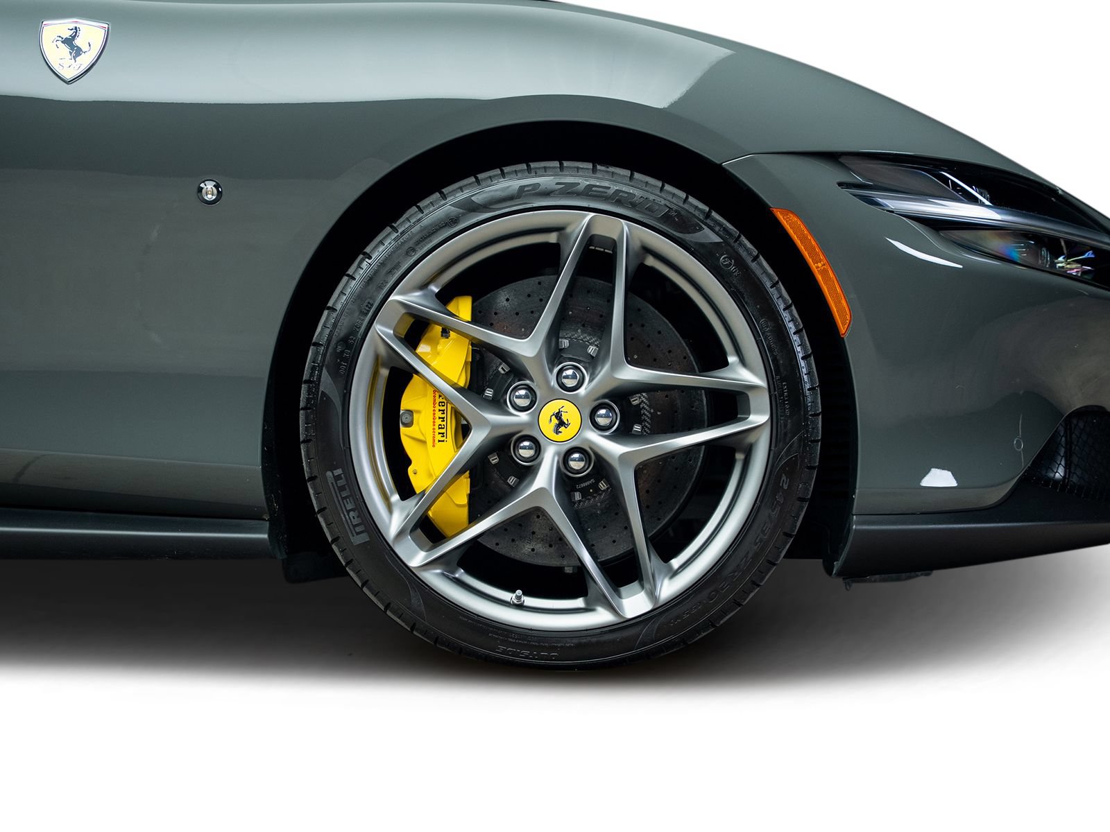 Used 2022 Ferrari Roma RWD image 28