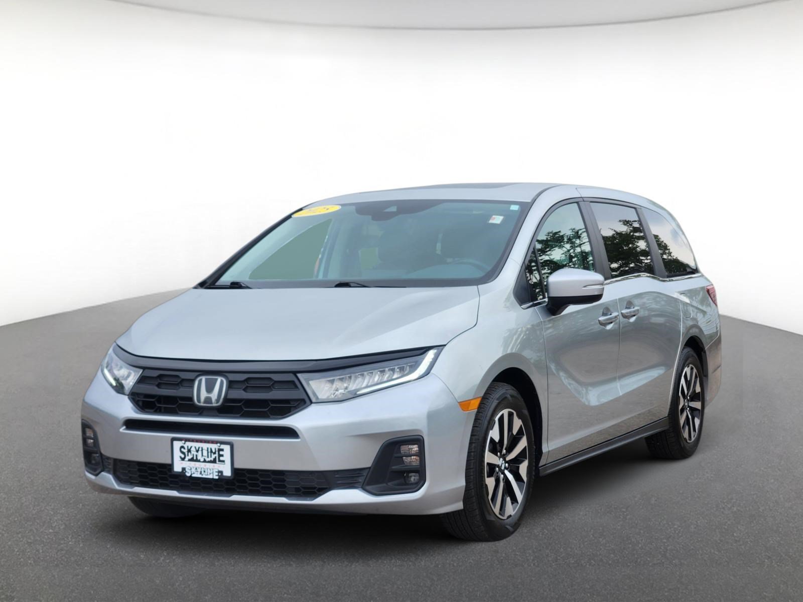 Used 2025 Honda Odyssey EX-L image 2