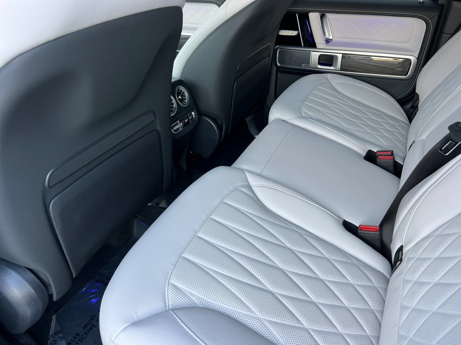 New 2027 Mercedes-Benz G 63 AMG 4MATIC image 11