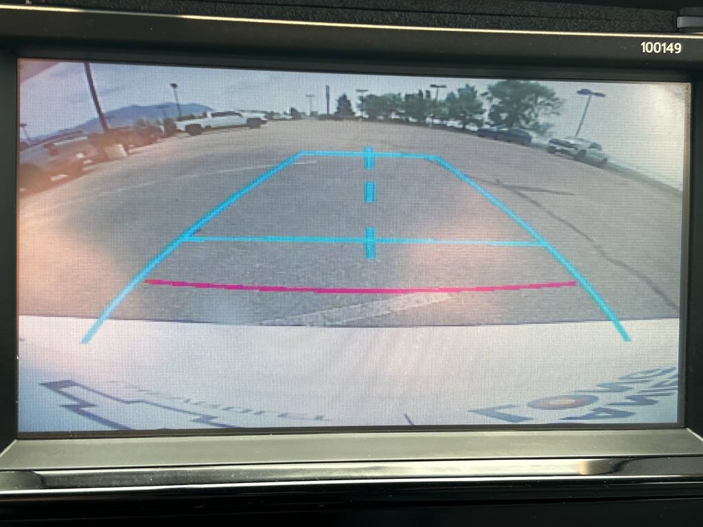 Used 2015 Toyota Corolla LE FWD image 11