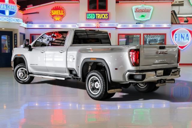 Used 2022 GMC Sierra 3500 SLE AWD/4WD image 4