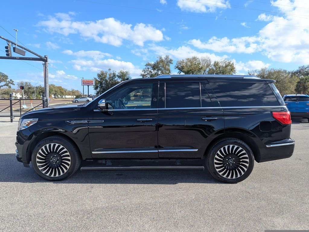 Used 2021 Lincoln Navigator Black Label image 5