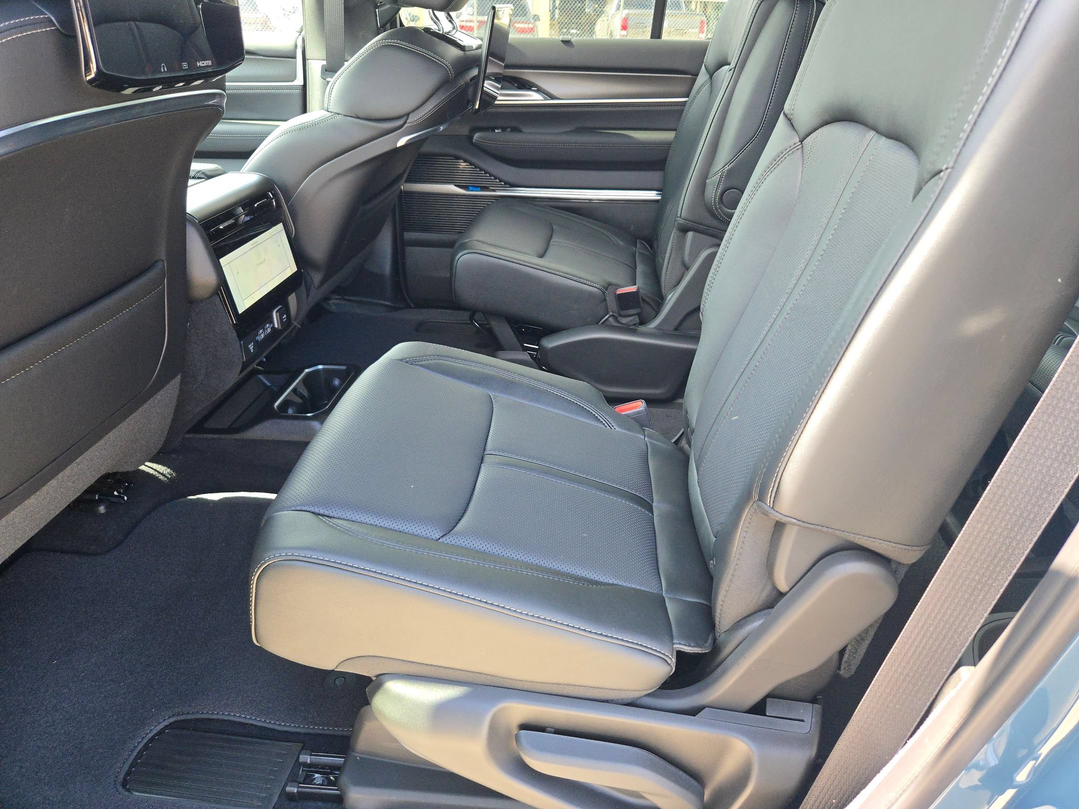 New 2026 Jeep Grand Wagoneer L Summit w/ Rear Seat Video Group I AWD/4WD image 12