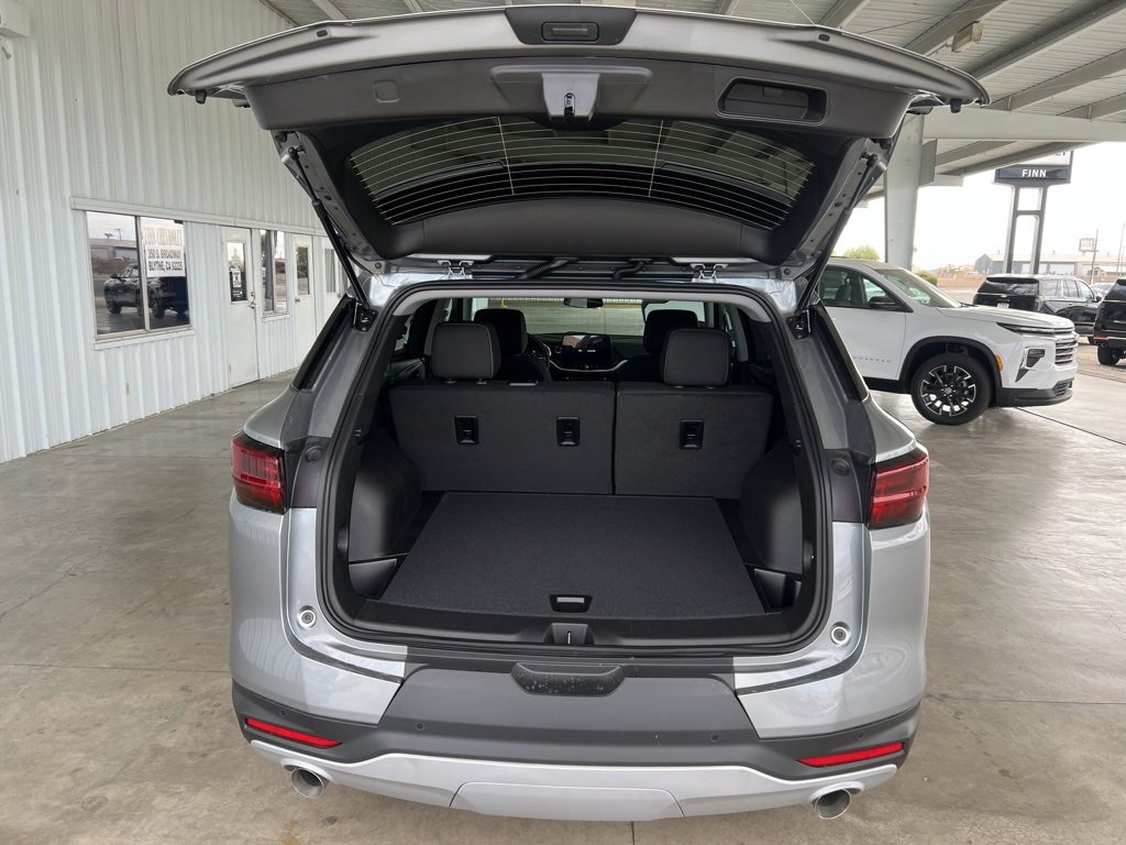 New 2025 Chevrolet Blazer LT image 19