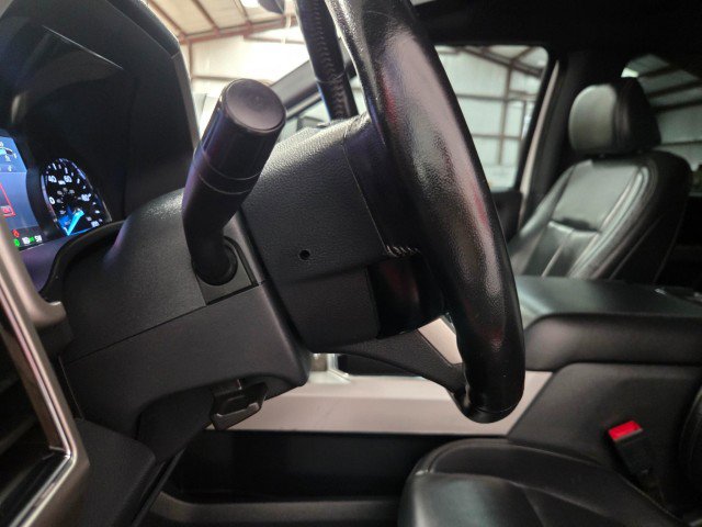 Used 2022 Ford F250 Lariat w/ Chrome Package image 40