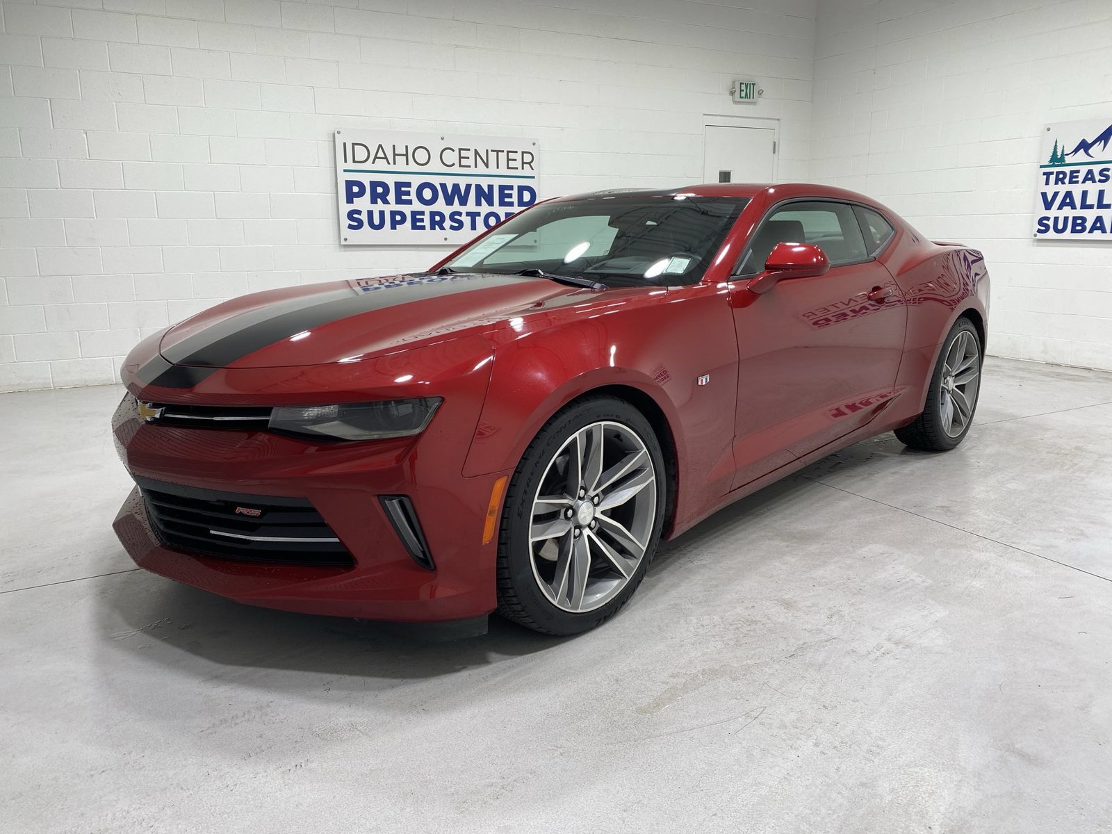 Used 2016 Chevrolet Camaro LT RWD image 4