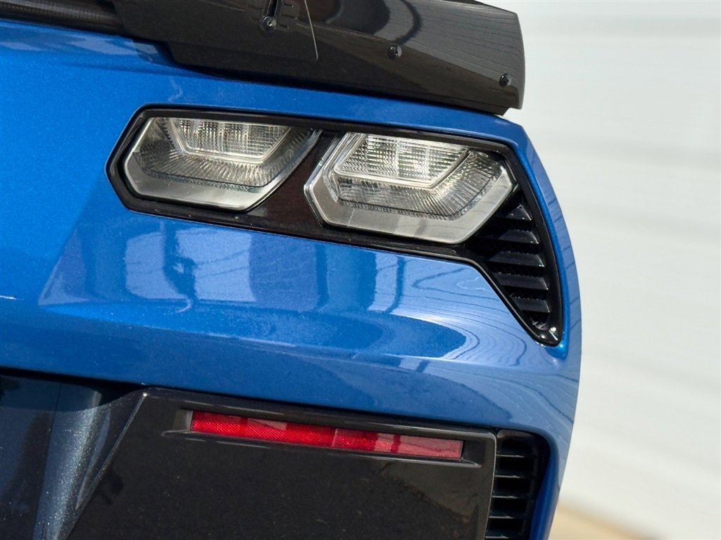 Used 2016 Chevrolet Corvette Z06 w/ 3LZ Preferred Equipment Group image 34