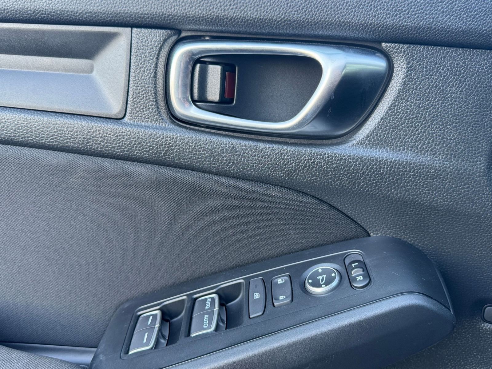 Used 2025 Honda Civic Sport image 20