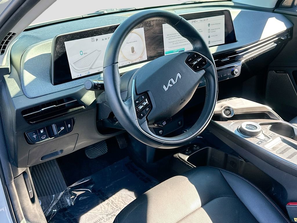 Used 2022 Kia EV6 Wind image 9