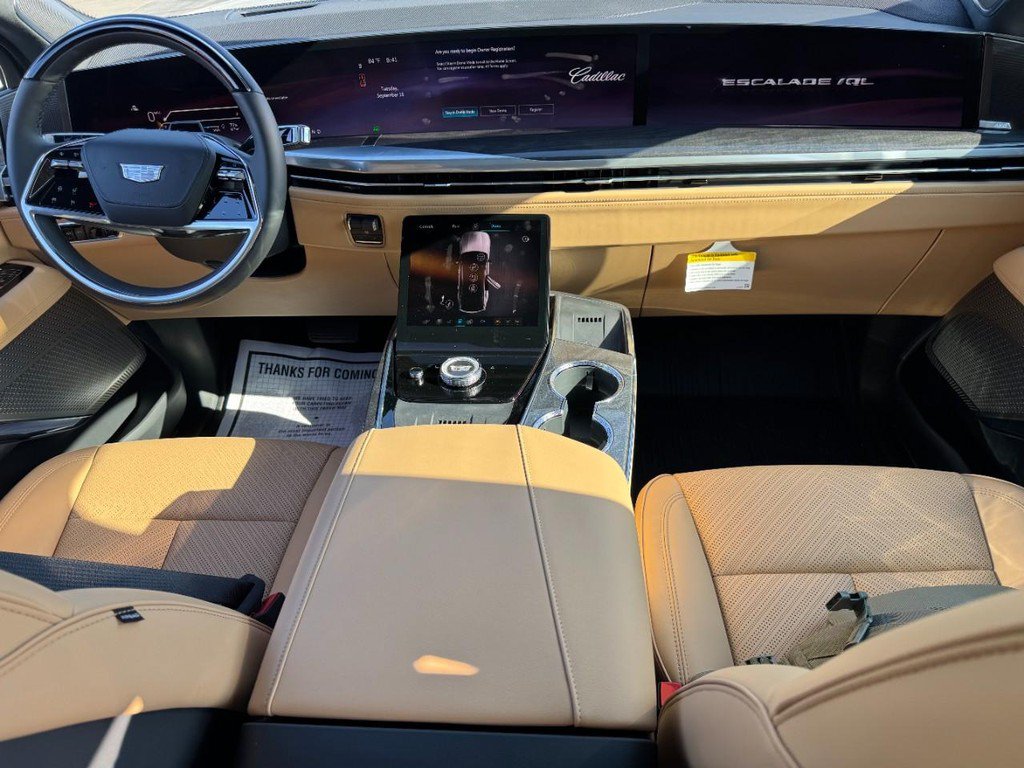 New 2026 Cadillac Escalade IQL Sport 2 w/ LPO, ONYX Package AWD/4WD image 8