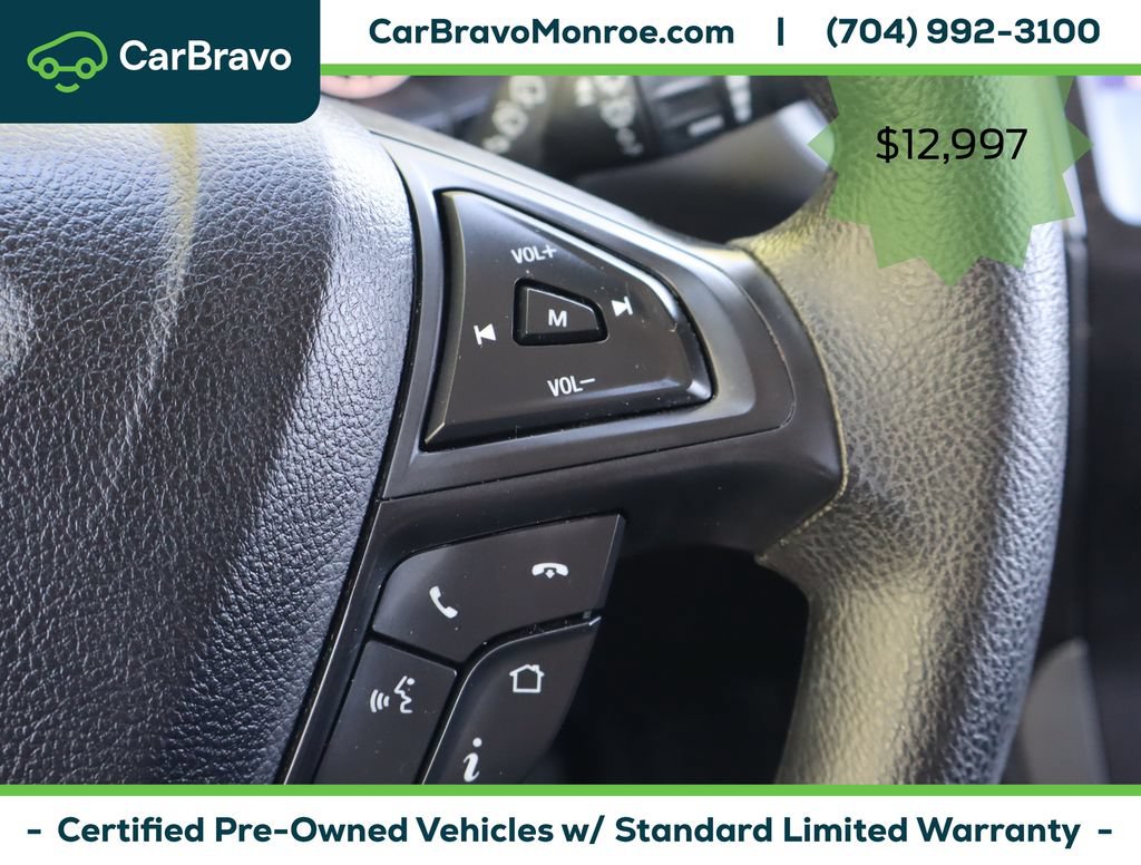 Used 2020 Ford Edge SE w/ Cargo Accessory Package FWD image 22