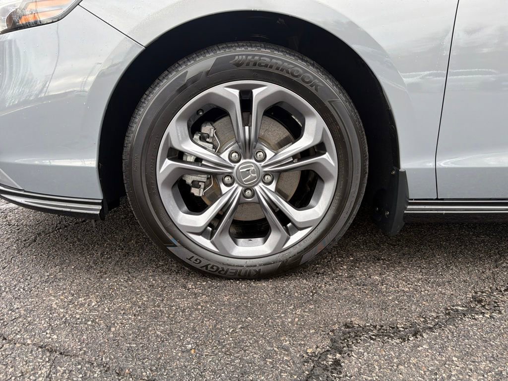 Used 2025 Honda Accord EX-L image 29