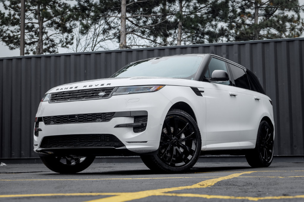 New 2026 Land Rover Range Rover Sport Dynamic SE