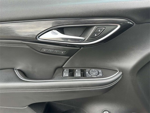 Used 2023 Buick Envision Essence w/ Sport Touring Package image 11