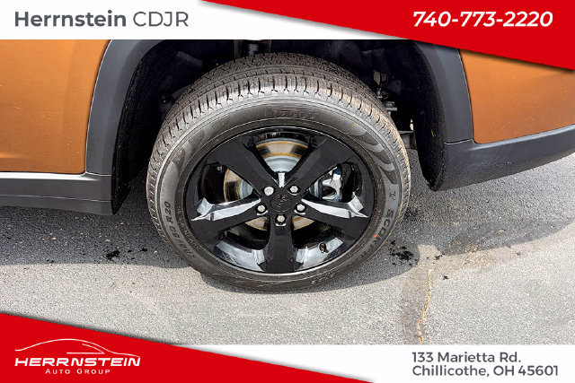 New 2026 Jeep Grand Cherokee L Limited w/ Limited Altitude Package AWD/4WD image 27