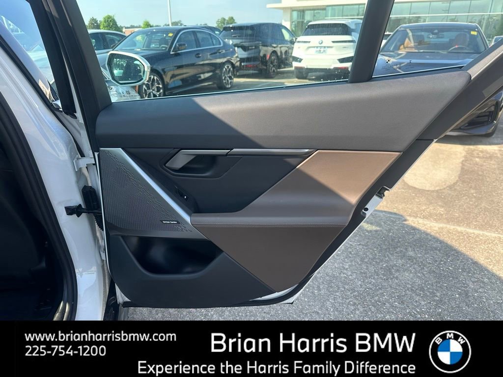 Certified 2025 BMW 530i image 13