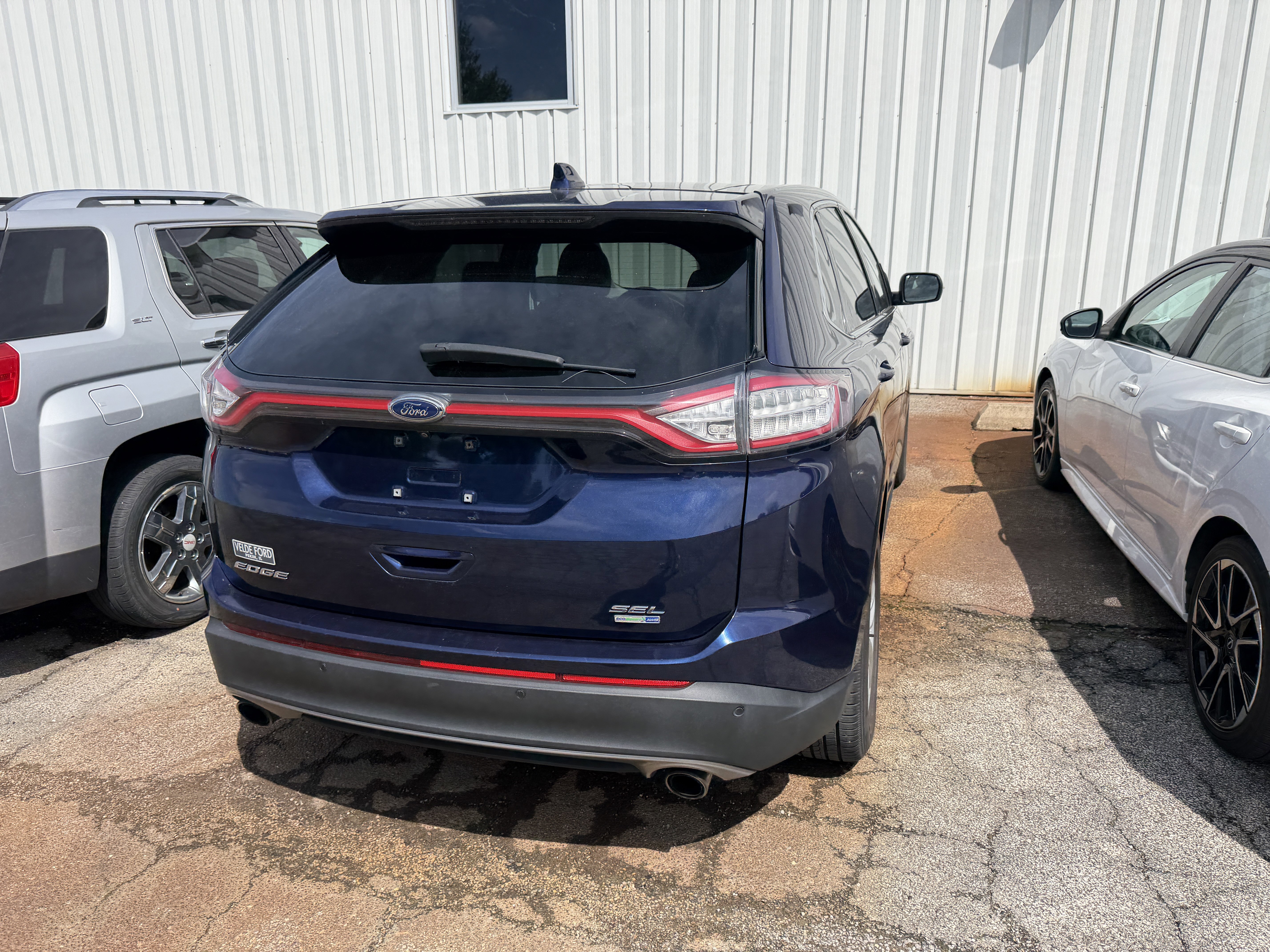 Used 2016 Ford Edge SEL w/ Equipment Group 201A AWD/4WD image 6