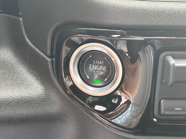Certified 2025 Chevrolet Silverado 1500 LT RWD image 16