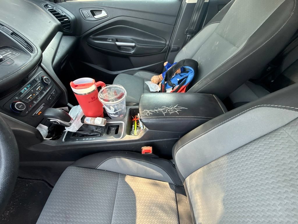 Used 2019 Ford Escape SE FWD image 20