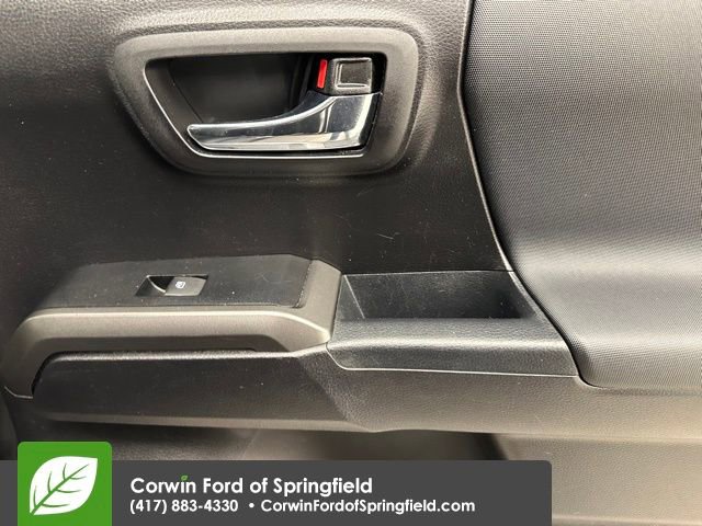 Used 2019 Toyota Tacoma TRD Off-Road image 14