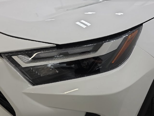 Certified 2025 Toyota RAV4 XLE AWD/4WD image 25