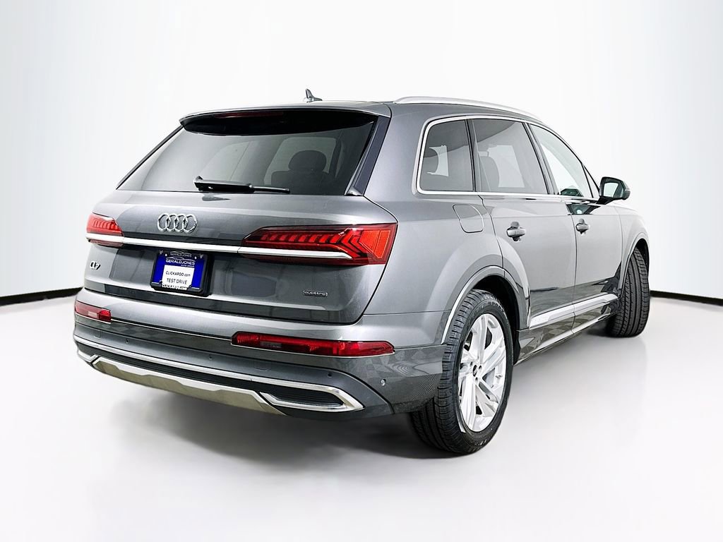 Used 2022 Audi Q7 3.0T Prestige AWD/4WD image 7