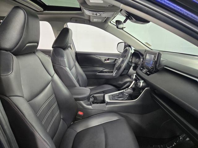 Used 2022 Toyota RAV4 XLE Premium FWD image 14