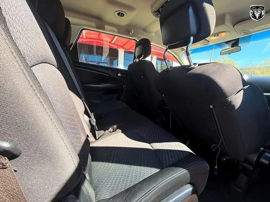 Used 2015 Dodge Journey American Value Package w/ Flexible Seating Group FWD image 12