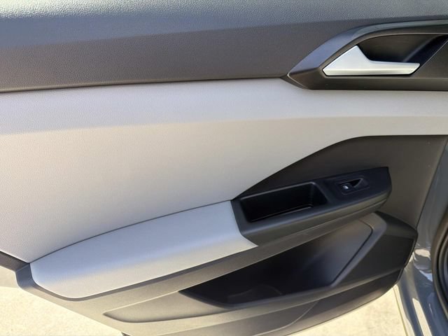 Certified 2022 Volkswagen Taos SE w/ Panoramic Sunroof Package FWD image 8