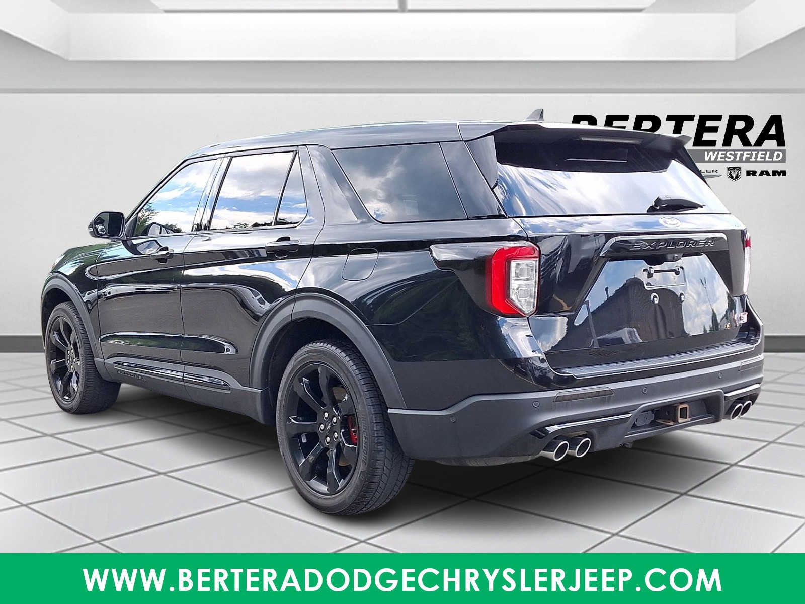 Used 2022 Ford Explorer ST w/ Equipment Group 401A AWD/4WD image 4