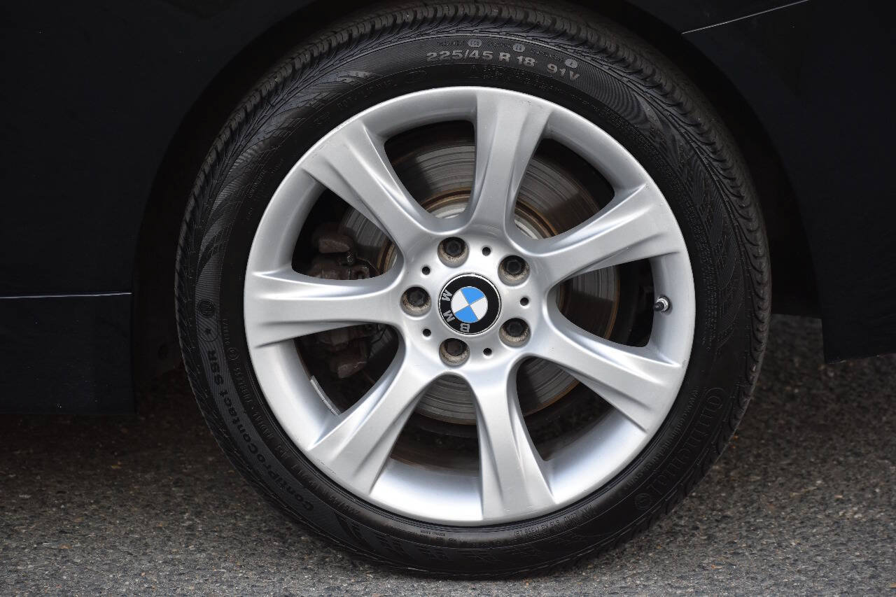 Used 2014 BMW 435i xDrive Coupe AWD/4WD image 35
