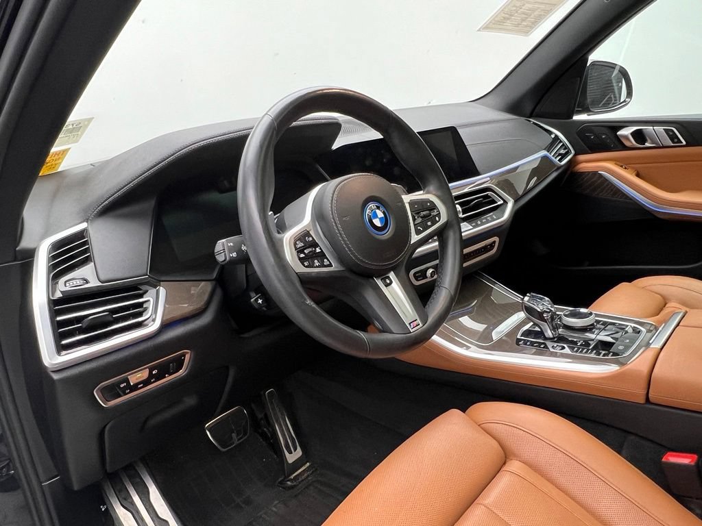 Certified 2022 BMW X5 xDrive45e w/ M Sport Package AWD/4WD image 22