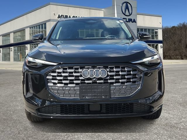 Used 2025 Audi Q5 Premium AWD/4WD image 2