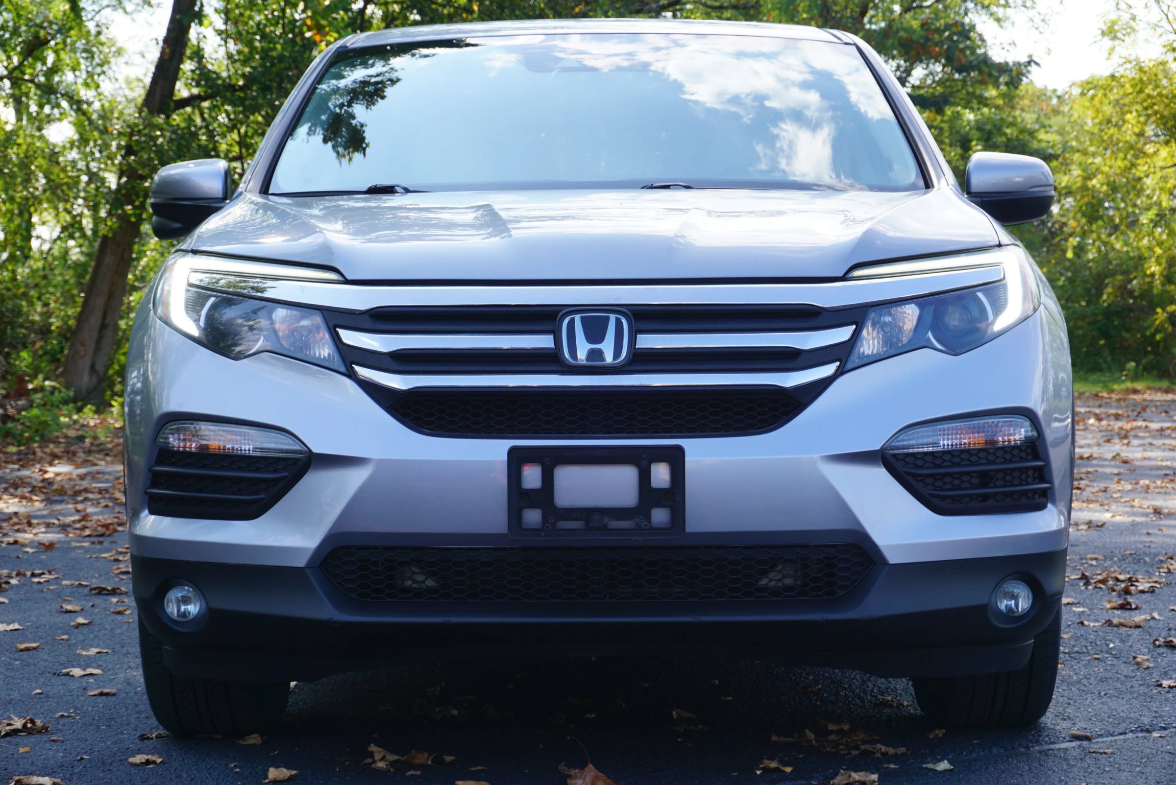 Used 2017 Honda Pilot EX-L image 2