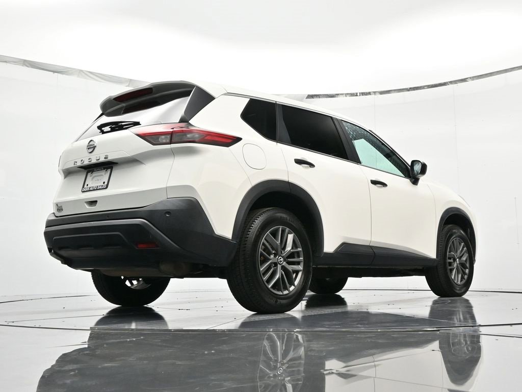 Used 2021 Nissan Rogue S image 39