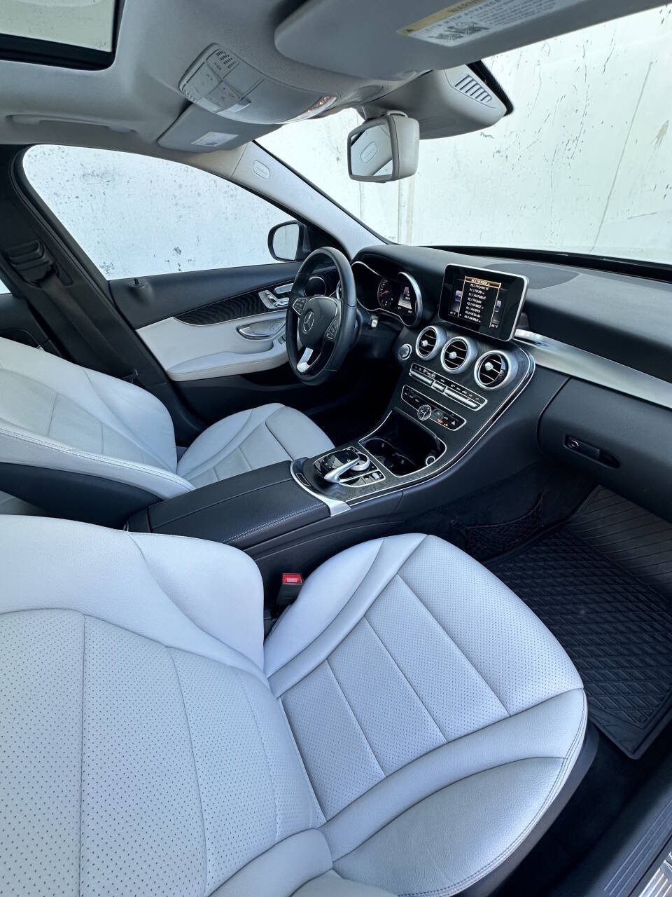 Used 2016 Mercedes-Benz C 300 Sedan image 16