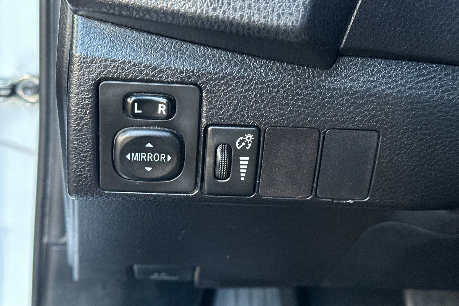 Used 2016 Toyota Corolla S FWD image 27