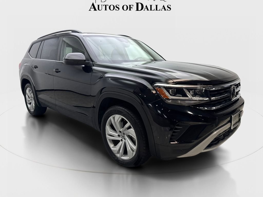 Used 2022 Volkswagen Atlas SE w/ Panoramic Sunroof Package FWD image 4