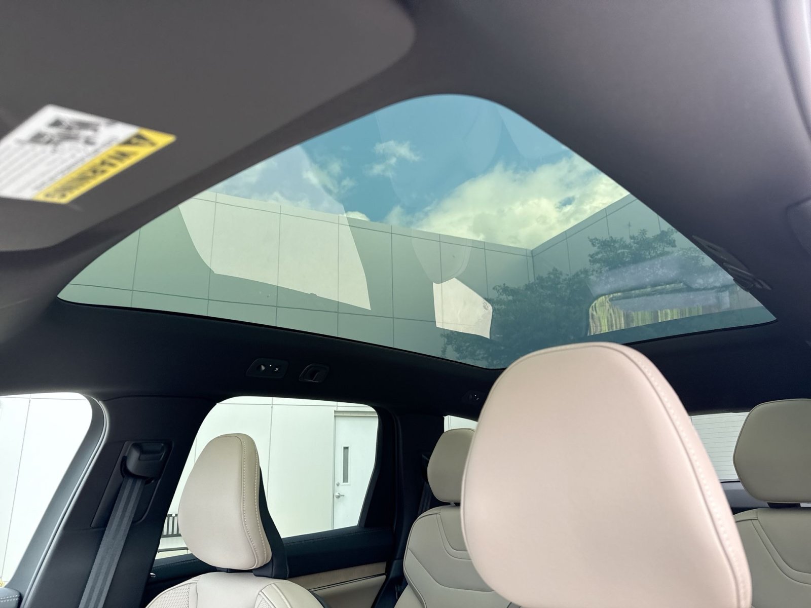 New 2026 Volvo EX90 Plus AWD/4WD image 24
