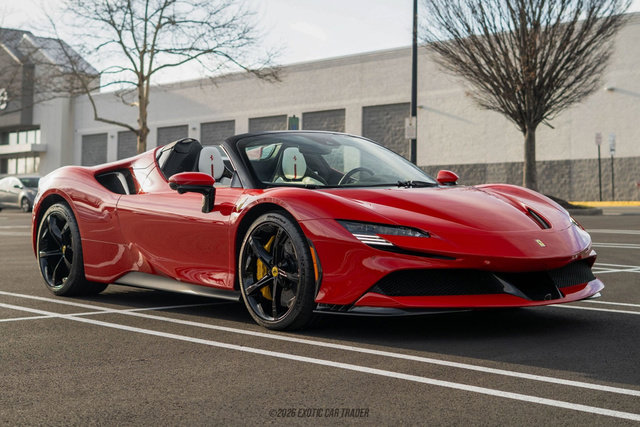 Used 2025 Ferrari SF90 Spider image 12