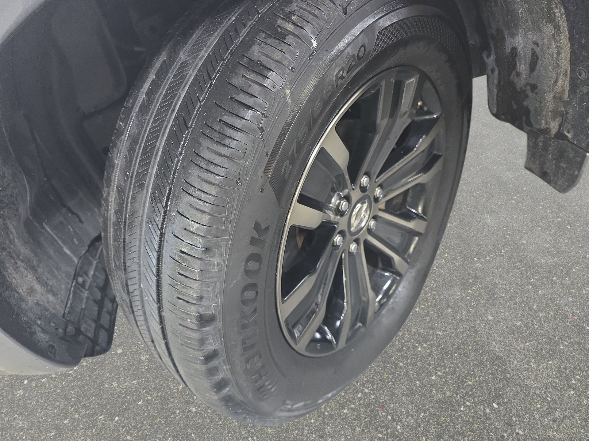 Used 2020 Nissan Armada Platinum w/ Captain's Chairs Package image 31