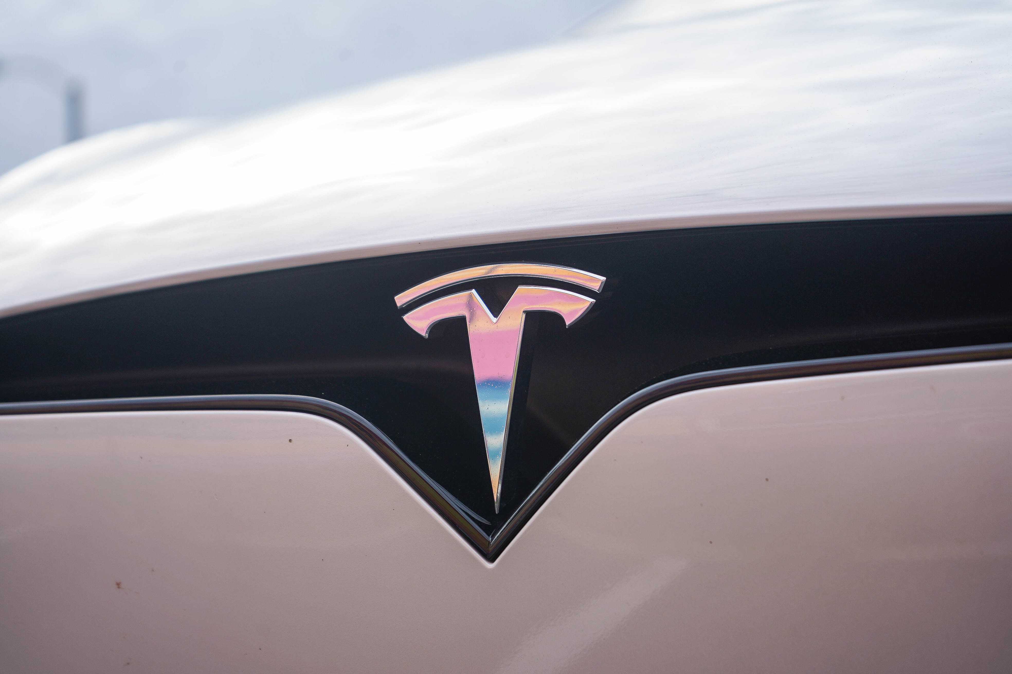 Used 2023 Tesla Model X Plaid image 9